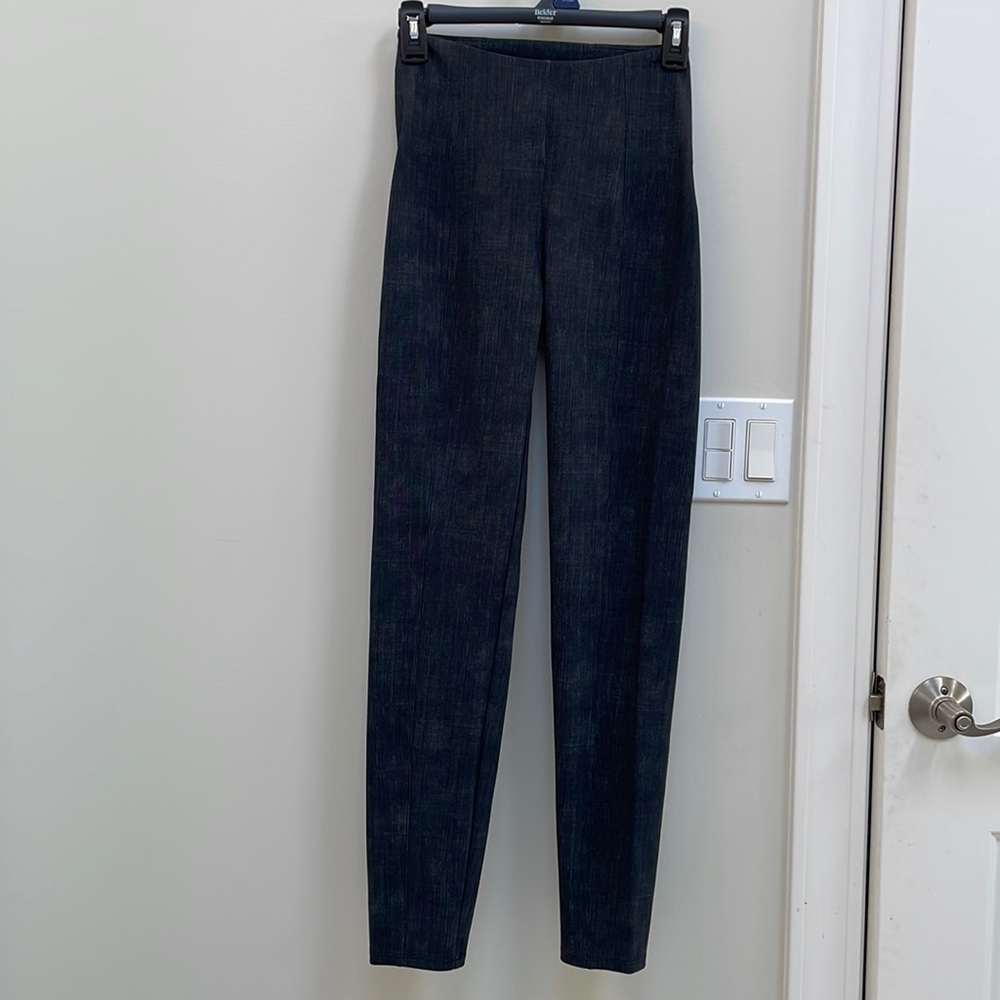 NWT Lululemon Here to There High Rise Pant 7/8 length, size 4